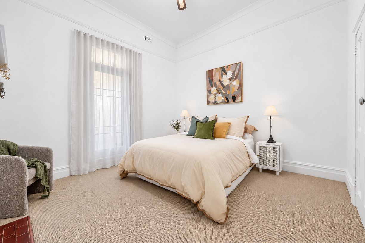 5 Gilbert Street — photo 18 of 29