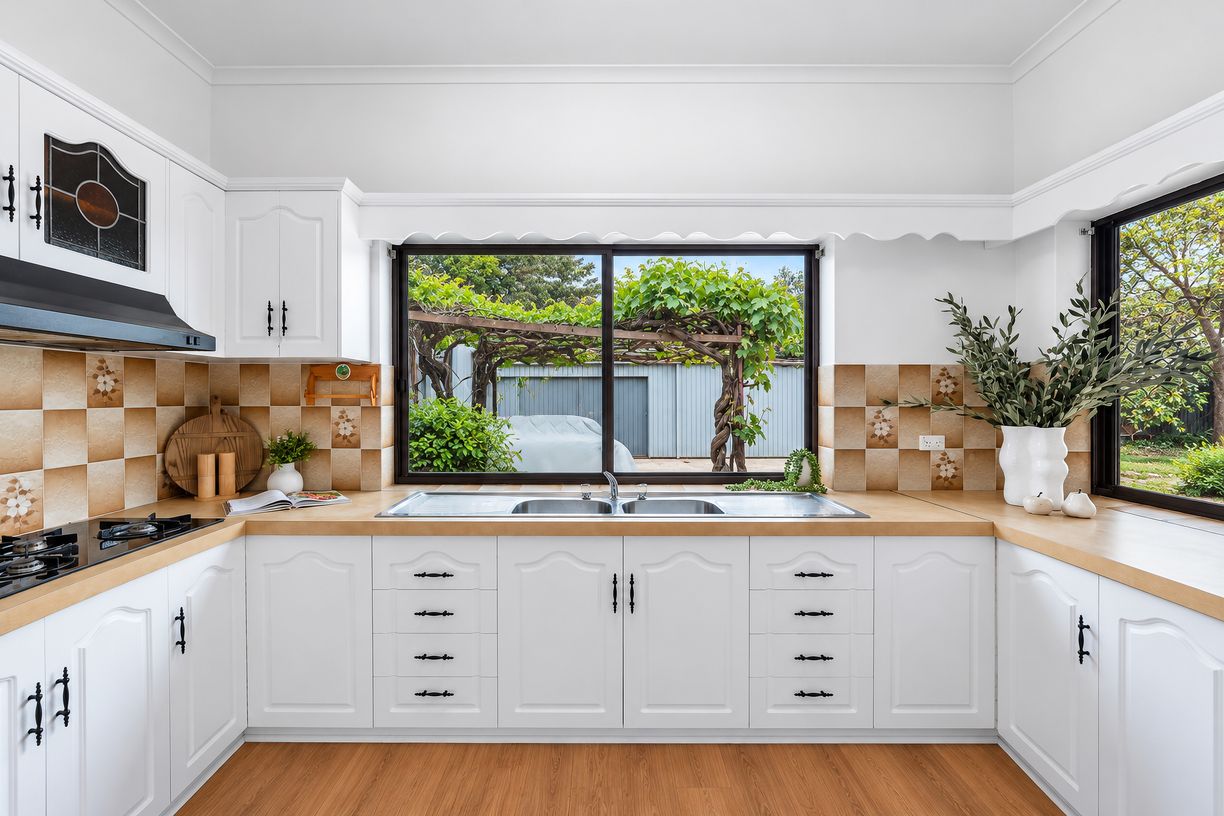 5 Gilbert Street — photo 10 of 29