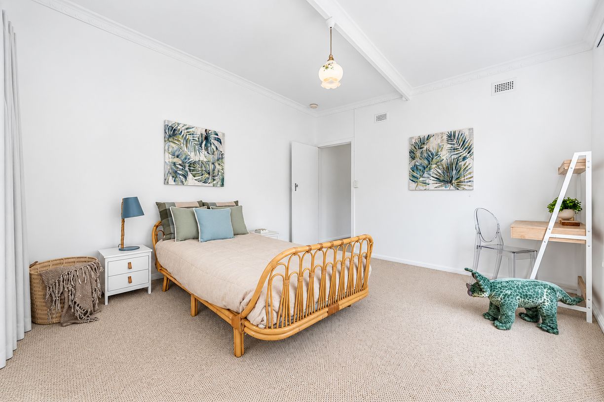 5 Gilbert Street — photo 22 of 29