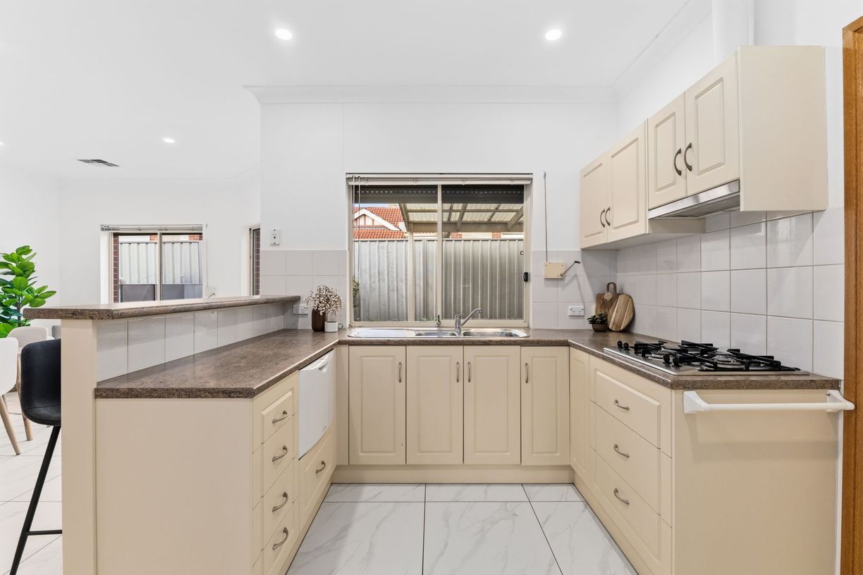 1 Angas Road — photo 11 of 21