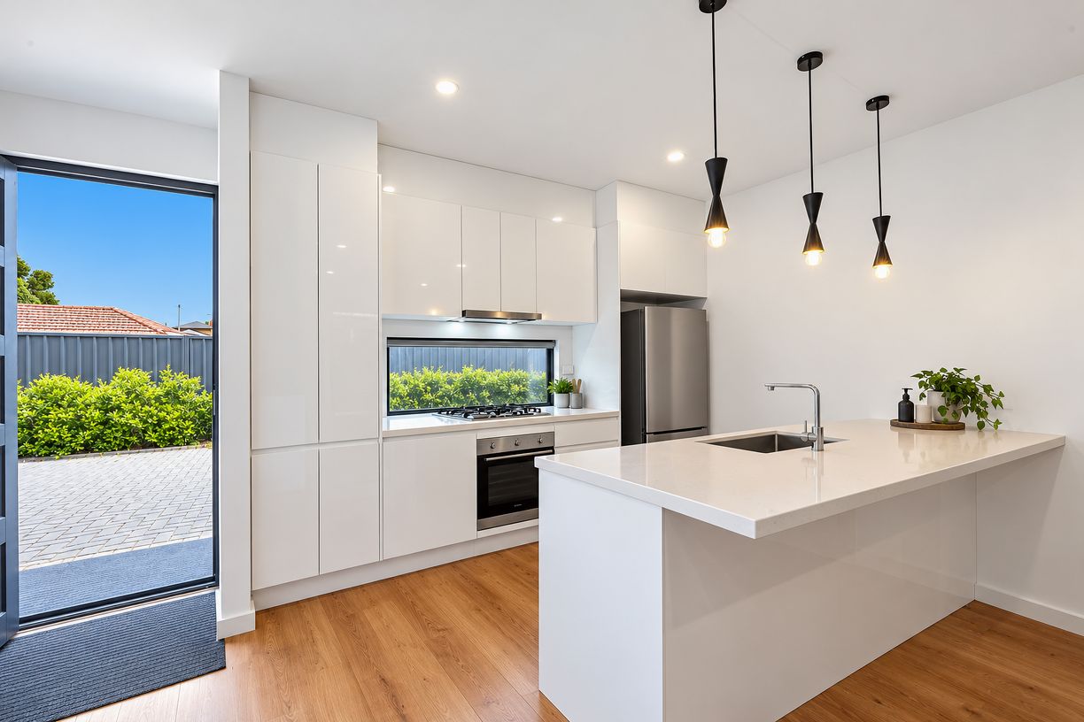 16C Wood Street — photo 2 of 16