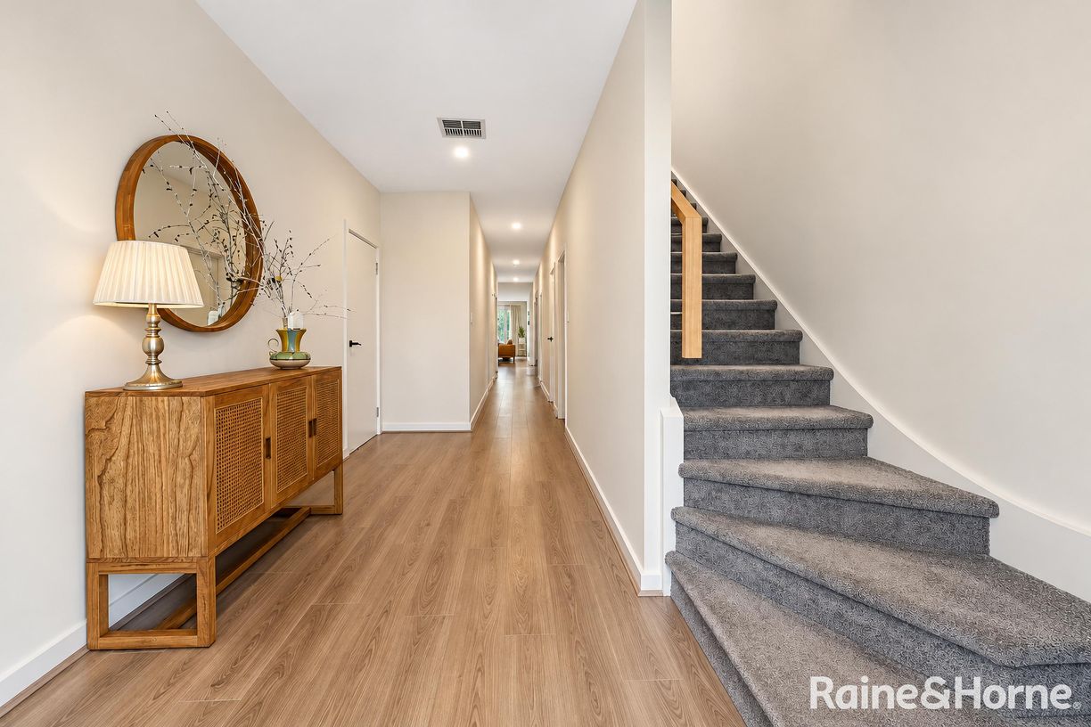 42 Thorne Crescent — photo 13 of 23