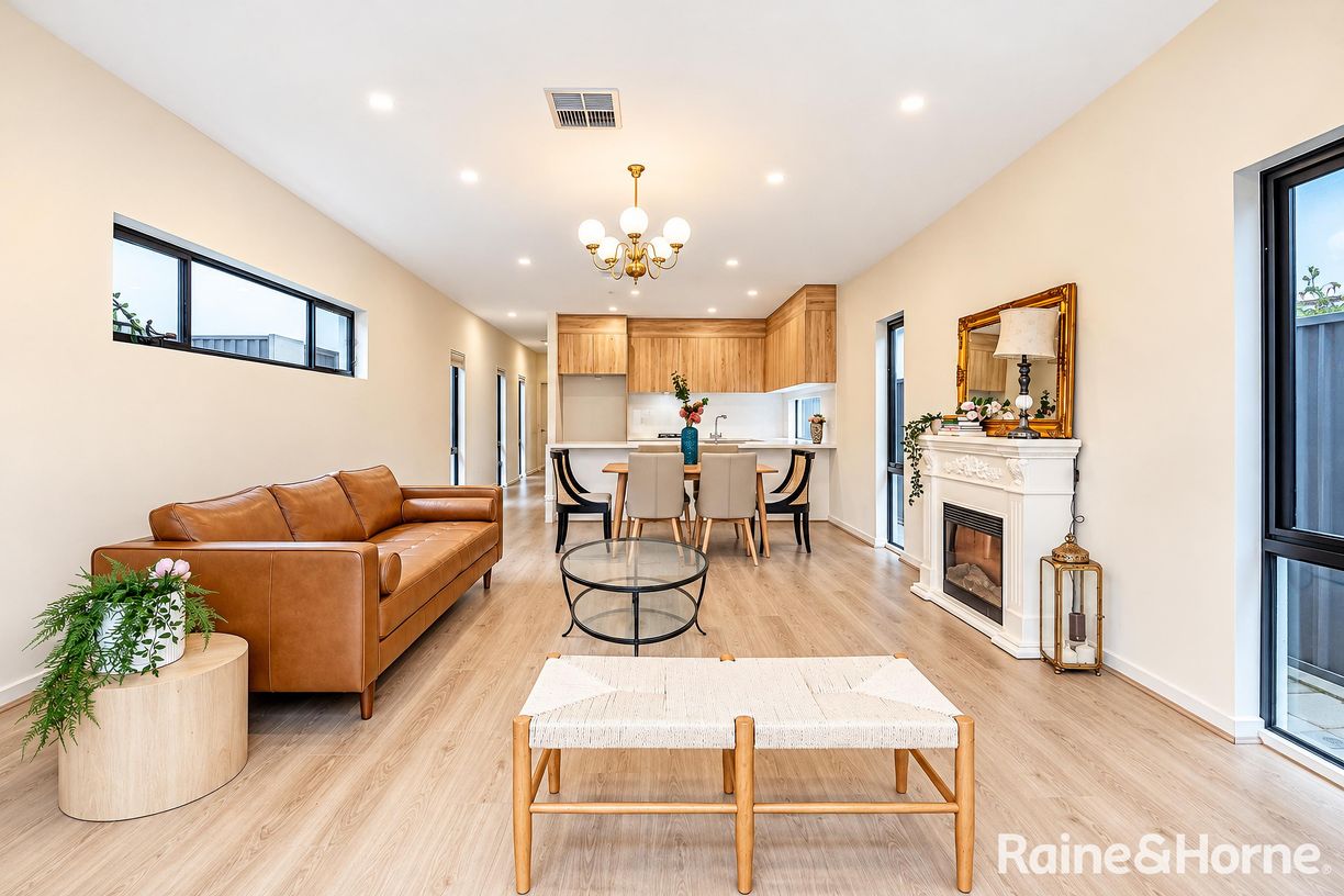 42 Thorne Crescent — photo 5 of 23