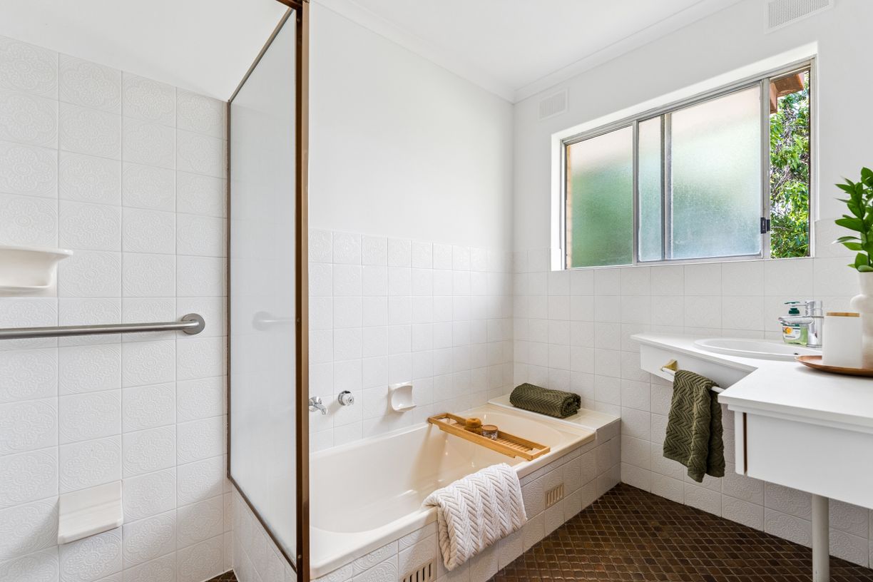 32 Cardigan Avenue — photo 17 of 19