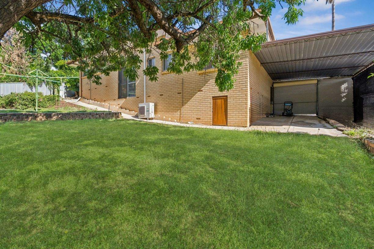 32 Cardigan Avenue — photo 18 of 19