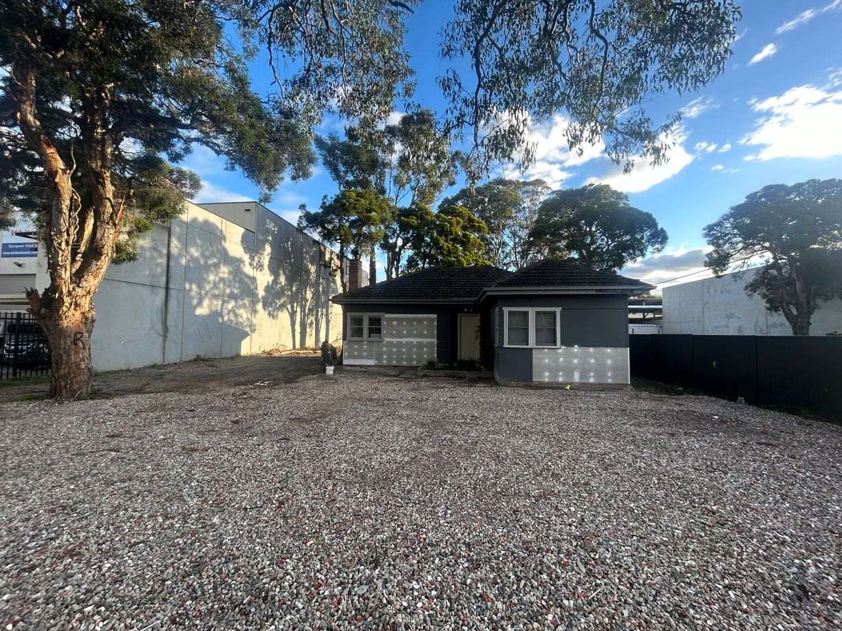 property-image