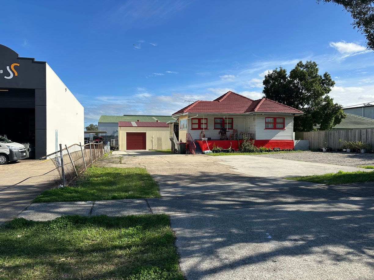 property-image