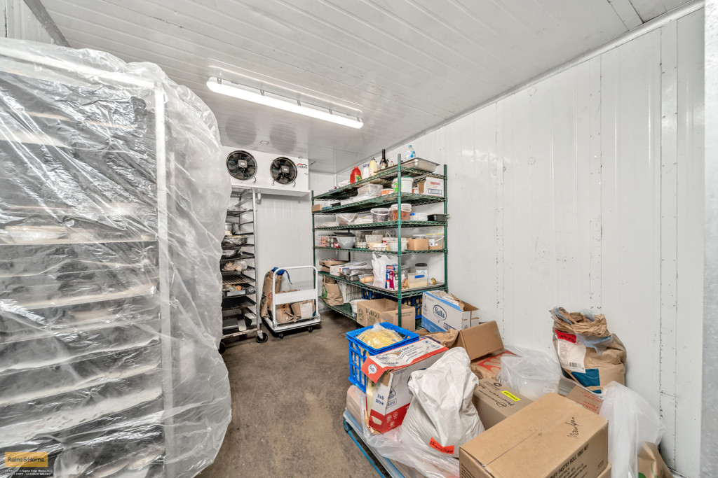 22 Harbour Road — photo 9 of 22