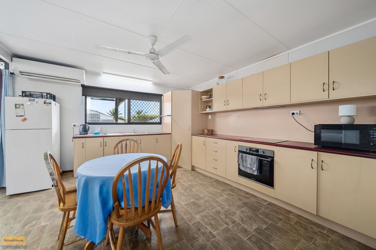 22 Harbour Road — photo 17 of 22