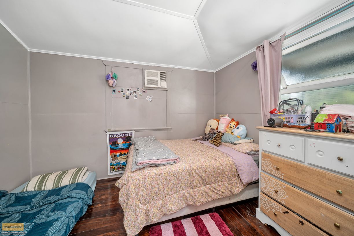 59 Mourilyan Road — photo 14 of 20