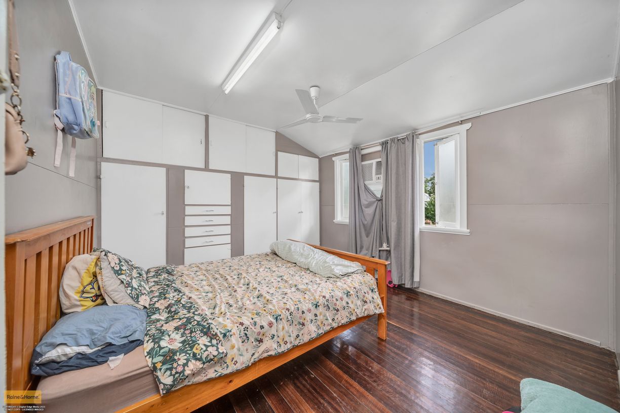 59 Mourilyan Road — photo 13 of 20