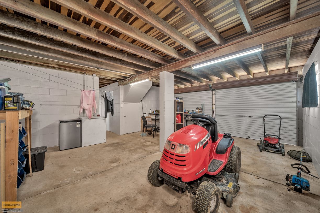 16 Batchelor Street — photo 13 of 16