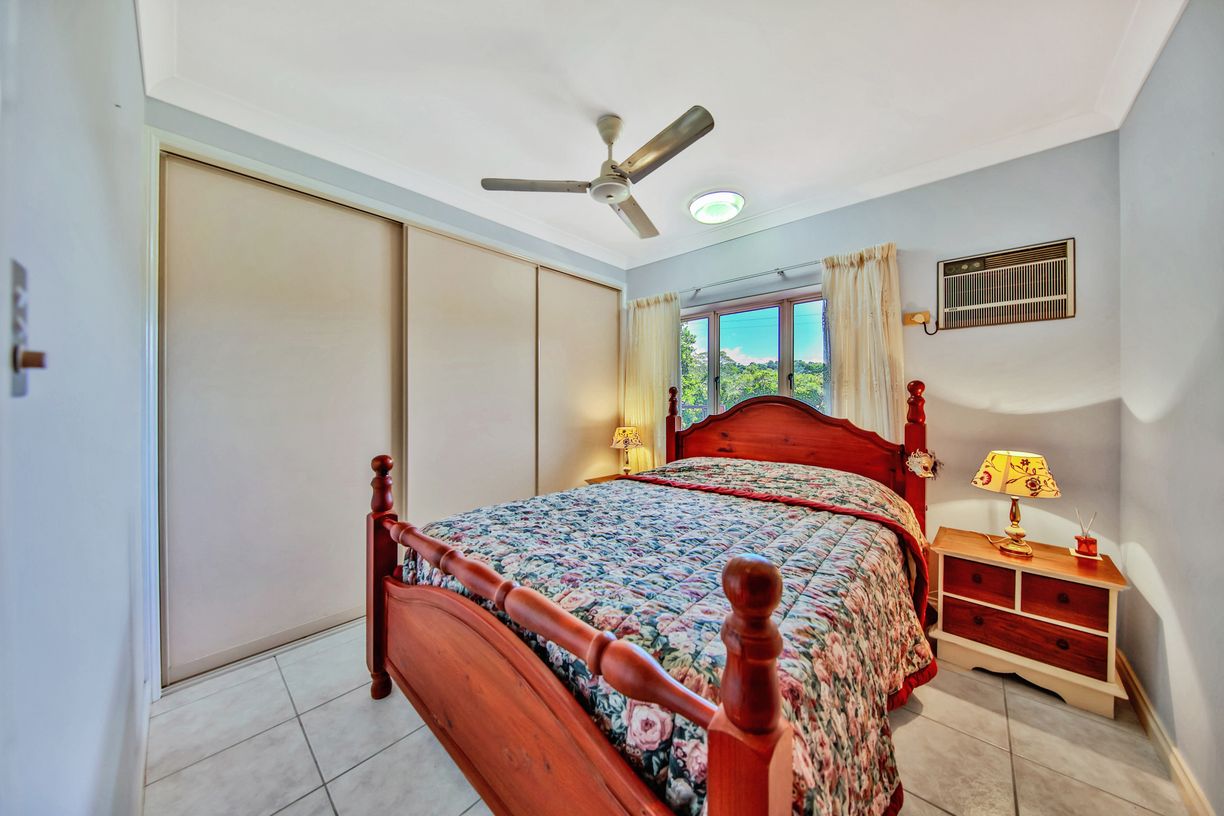 78 Bay Road — photo 10 of 22
