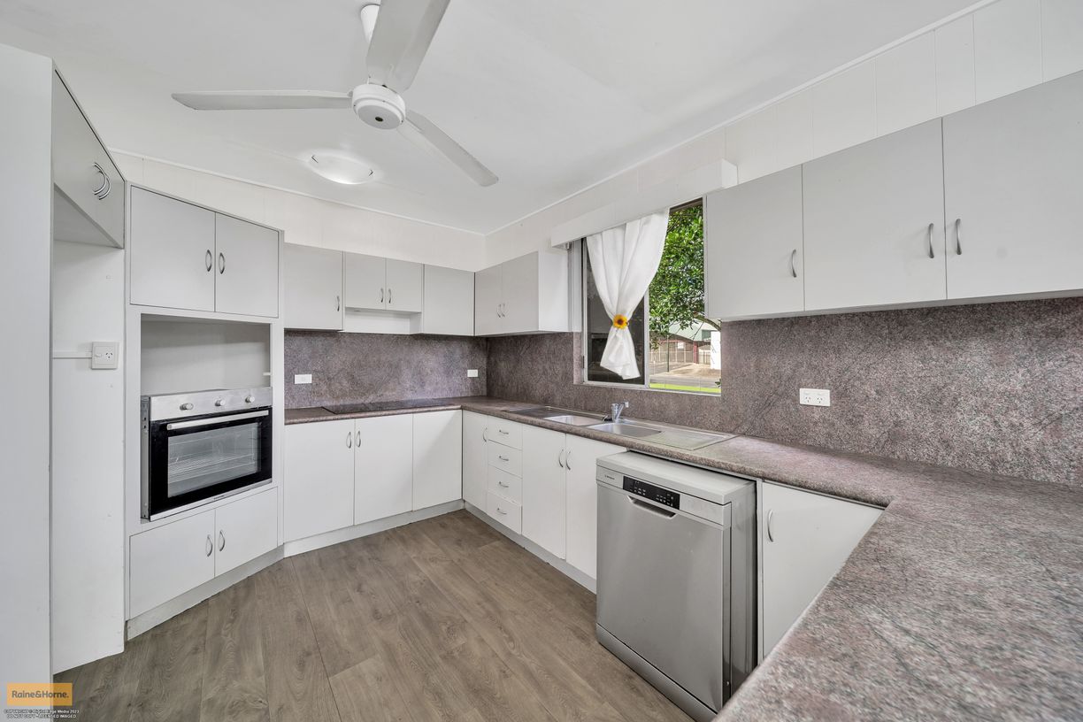 115 Ernest Street — photo 5 of 16
