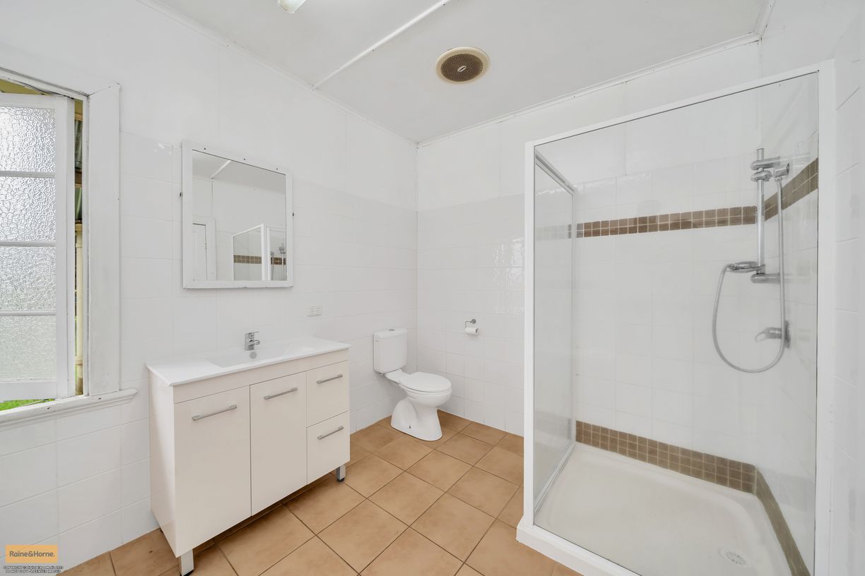 41 Campbell Street — photo 8 of 12
