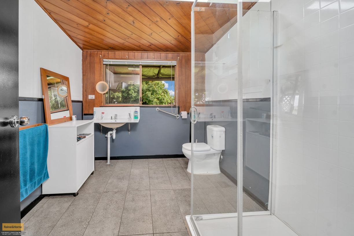 1 Kokoda Street — photo 10 of 16