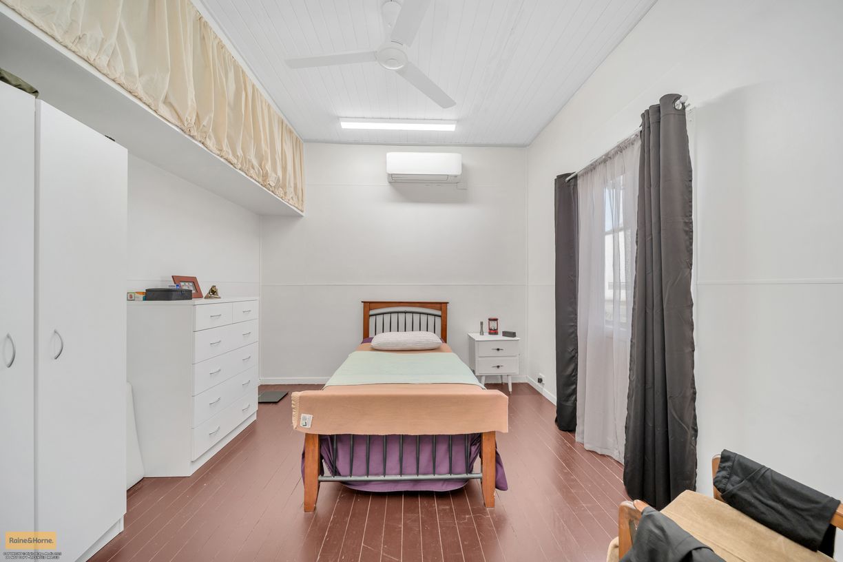 1 Kokoda Street — photo 8 of 16