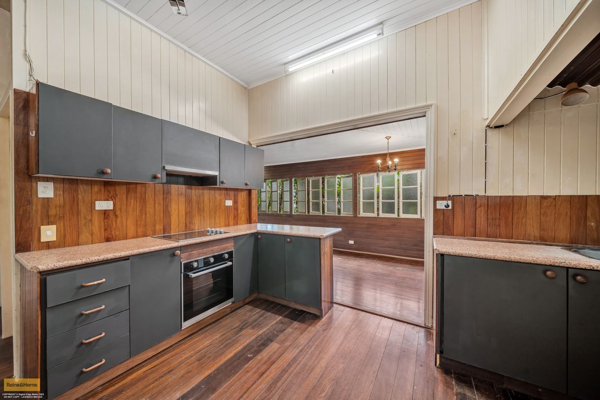 47 Coronation Drive — photo 9 of 20