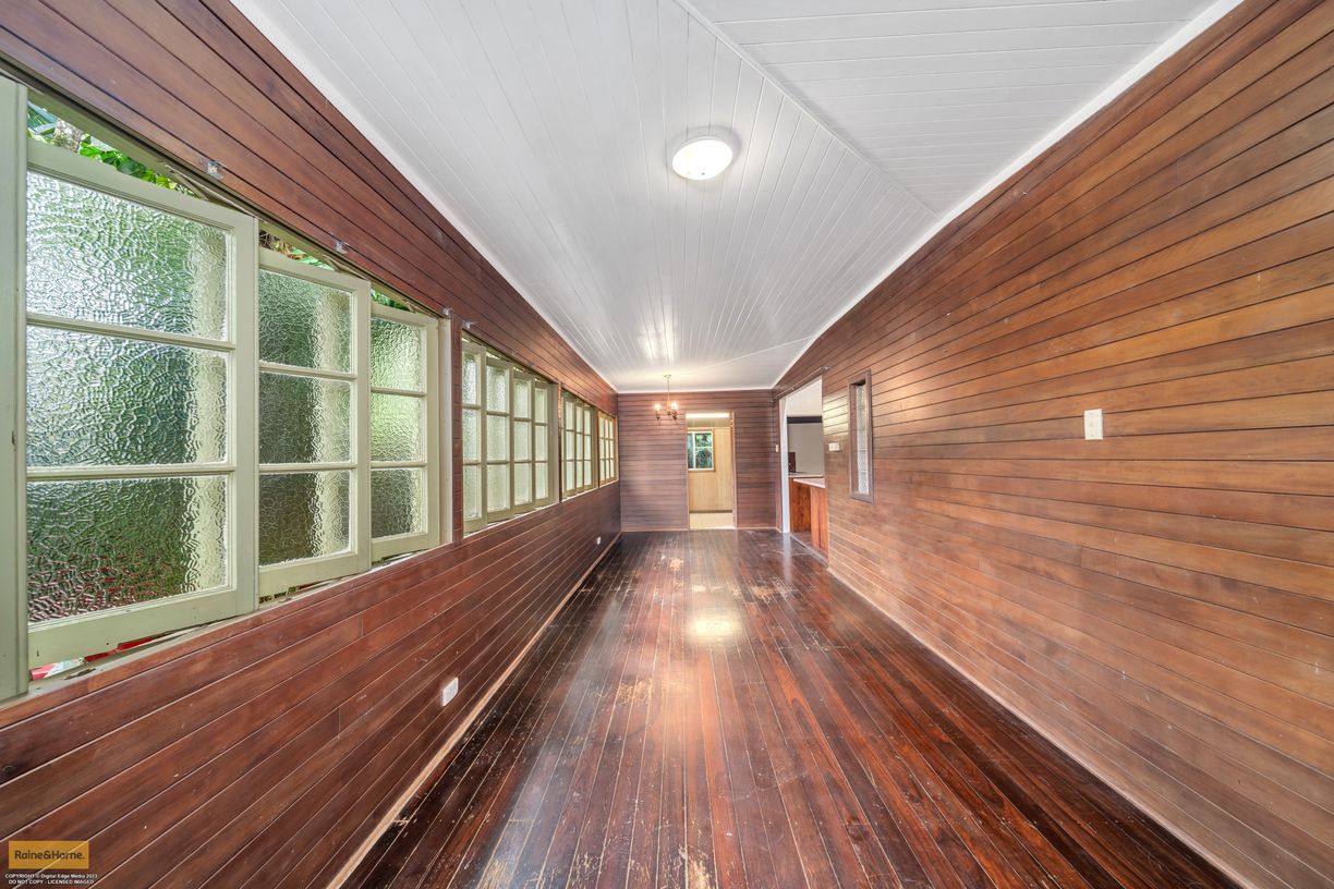 47 Coronation Drive — photo 11 of 20
