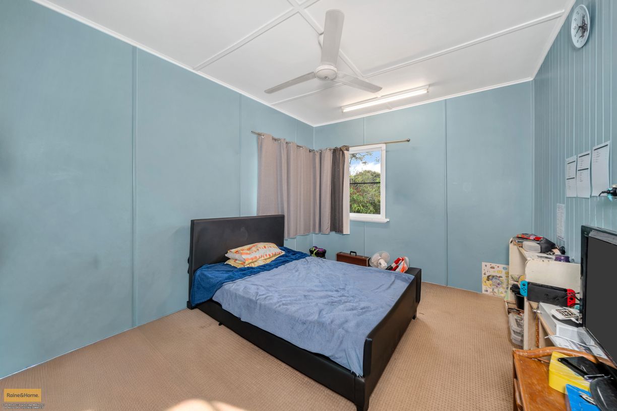 24 Cardier Road — photo 8 of 16