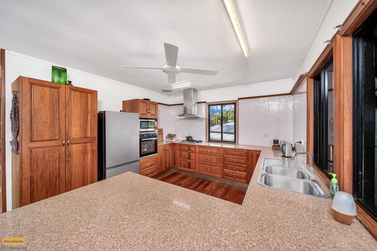 313 Coquette Point Road — photo 12 of 26
