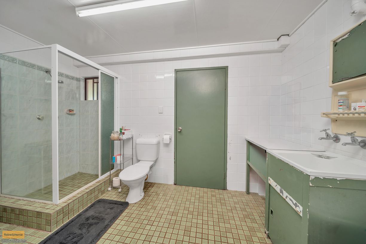 25 Jodrell Street — photo 18 of 20