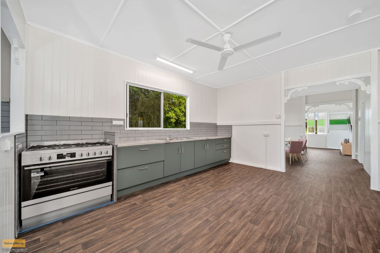 6 Jones Street — photo 5 of 17