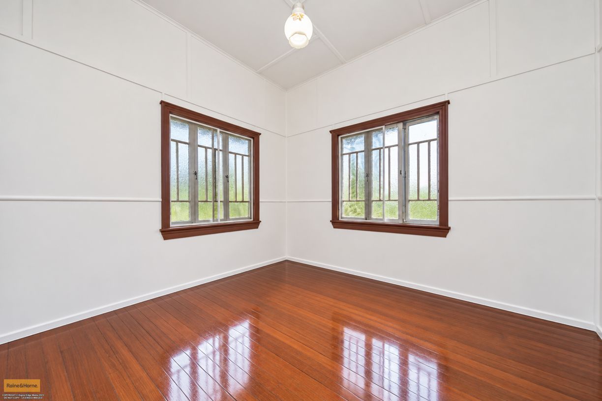 26 Harbour Road — photo 9 of 17