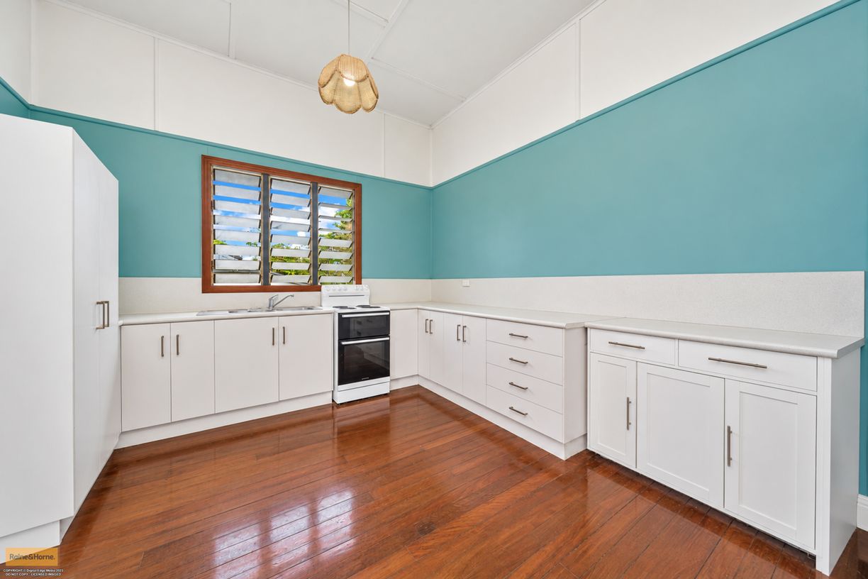 26 Harbour Road — photo 5 of 17