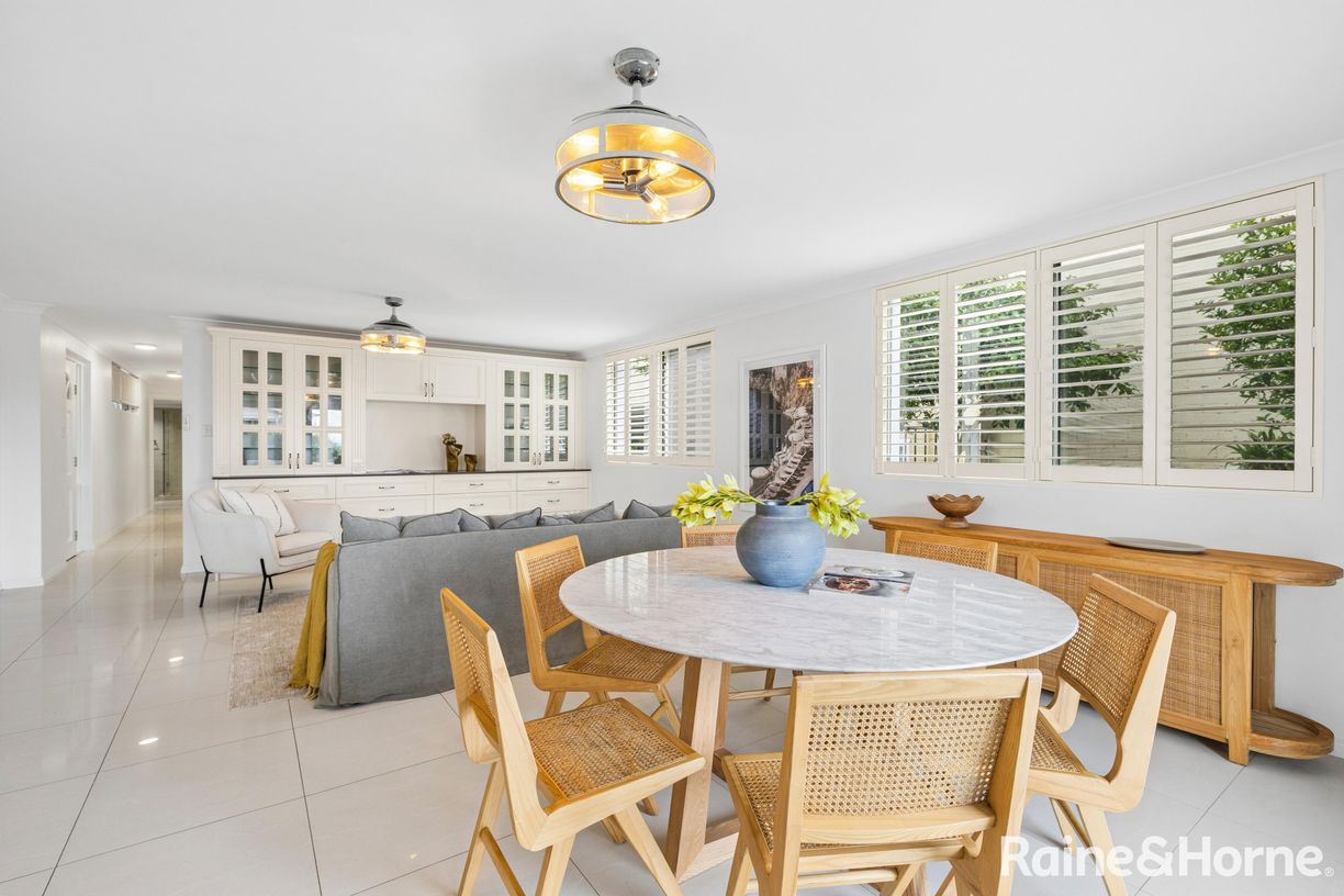 1/200 Beach Street — photo 17 of 24