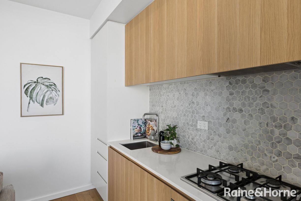 509/408 Victoria Road — photo 5 of 17