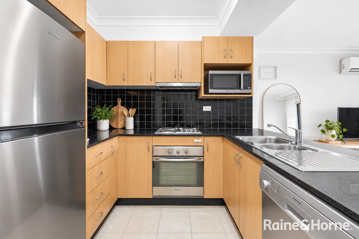 5/61A-65 Frenchmans Road — photo 3 of 8