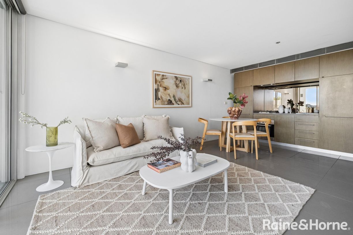 18/60-70 William Street — photo 2 of 10