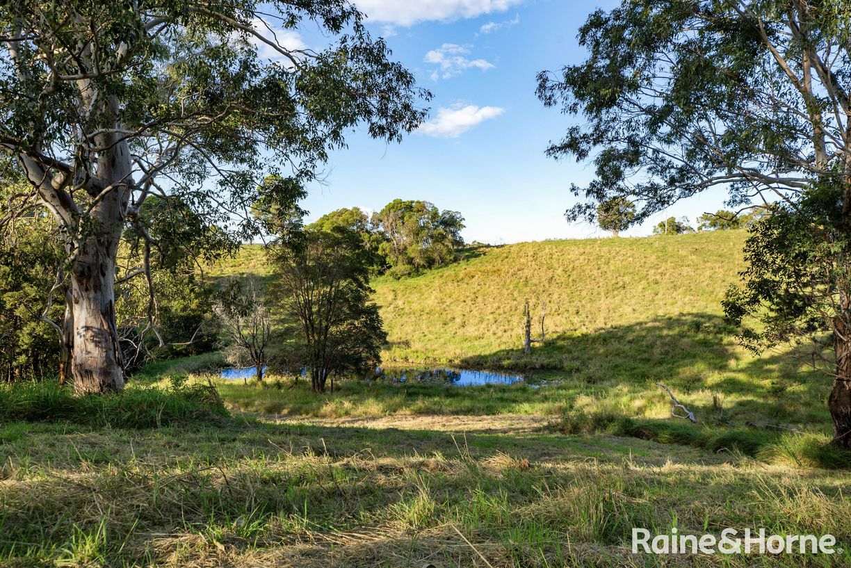 Lake Macdonald QLD — photo 10 of 23