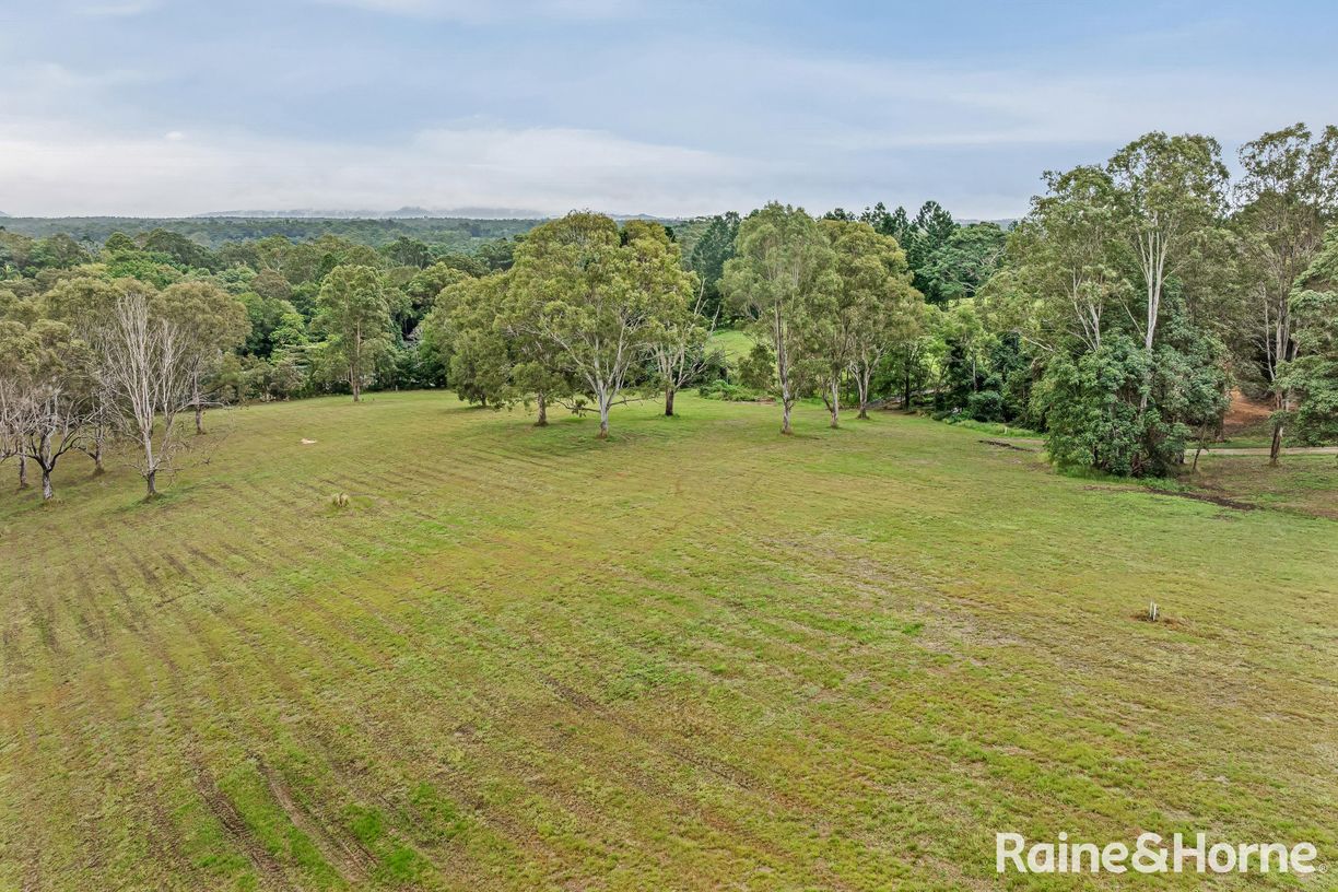 8 Meadow Lane — photo 6 of 7