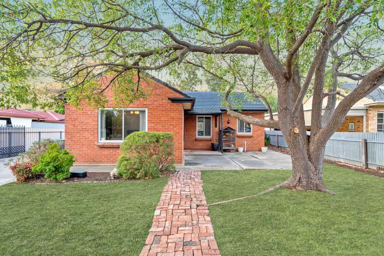 43 Shakespeare Avenue, PLYMPTON PARK, SA 5038 Raine & Horne Adelaide
