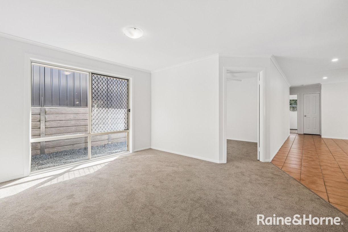 4 Monarch Court — photo 11 of 24