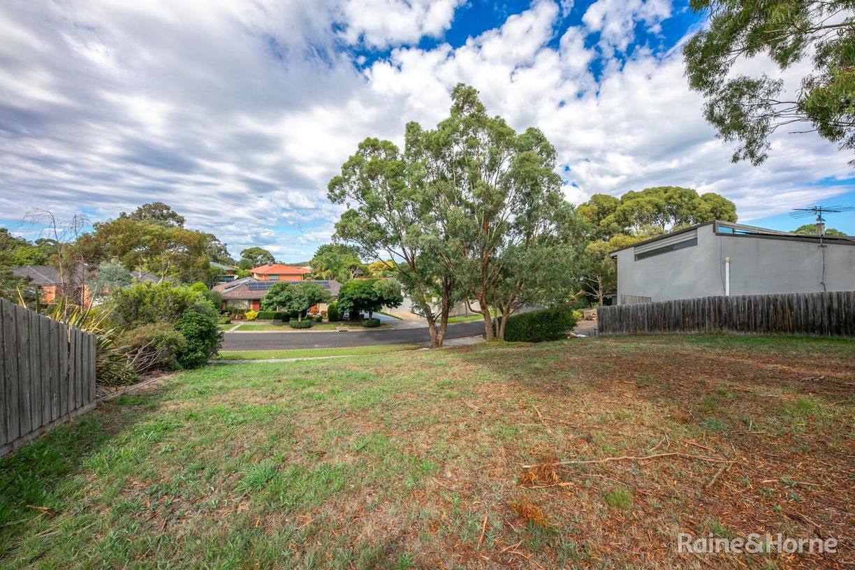 33 De Lisle Avenue — photo 6 of 8