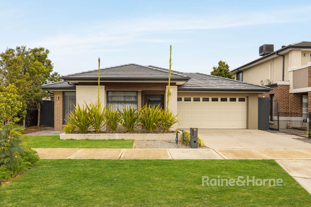 11 Hero Street — photo from Raine & Horne Diggers Rest