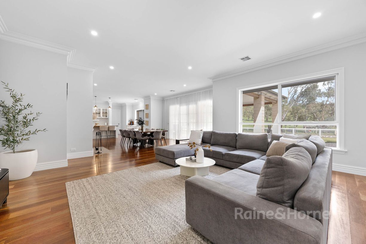 51 Glendonald Road — photo 11 of 30