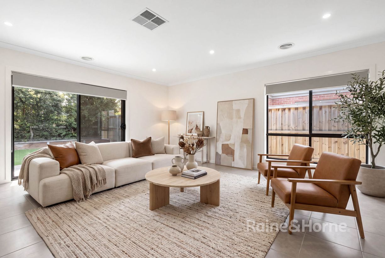 30 Rockfern Crescent — photo 6 of 18