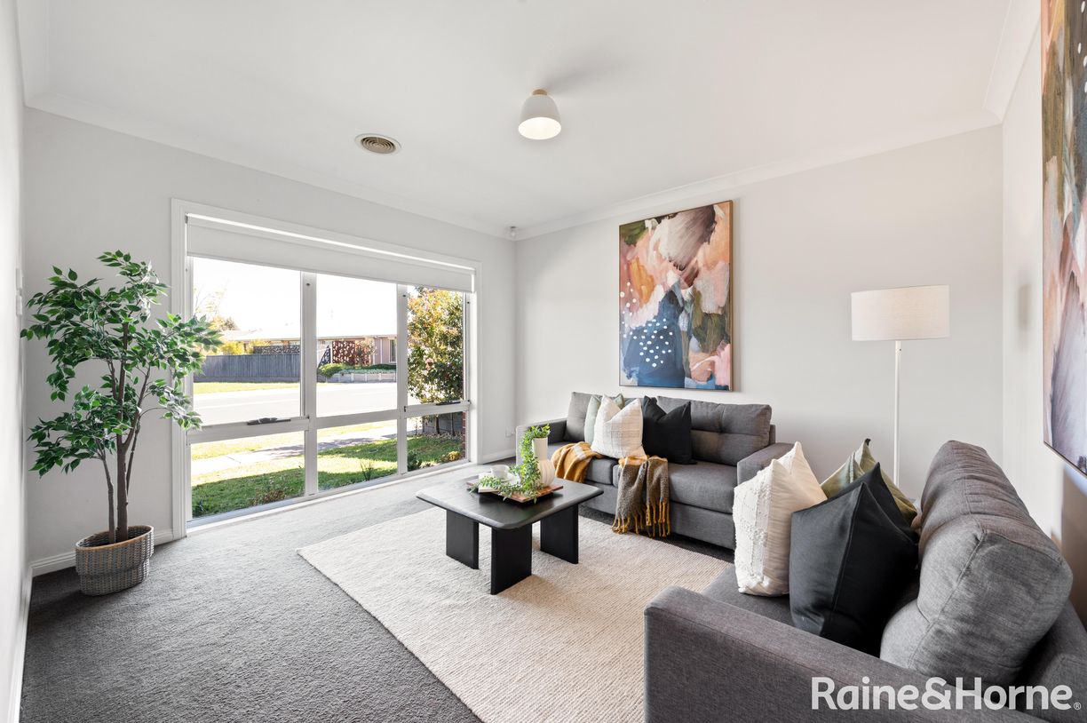 21 Bloomdale Avenue — photo 6 of 26