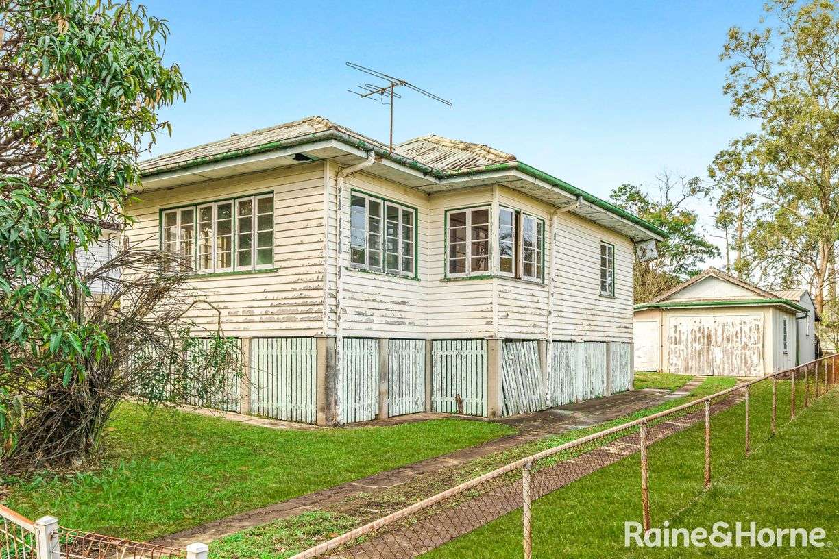198 Dowding Street — photo from Raine & Horne Oxley