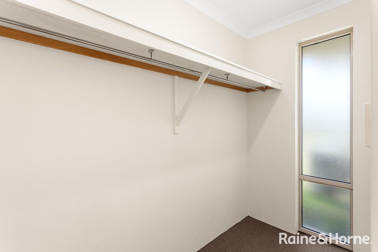 20 Flagstaff Road — photo 6 of 30