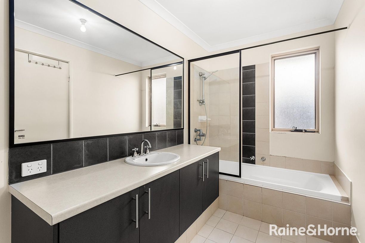 20 Flagstaff Road — photo 5 of 30