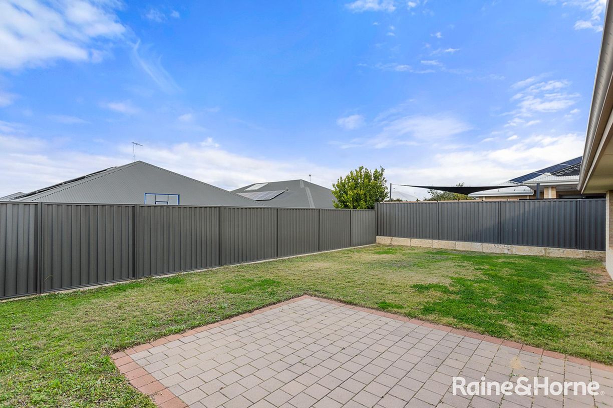 20 Flagstaff Road — photo 29 of 30