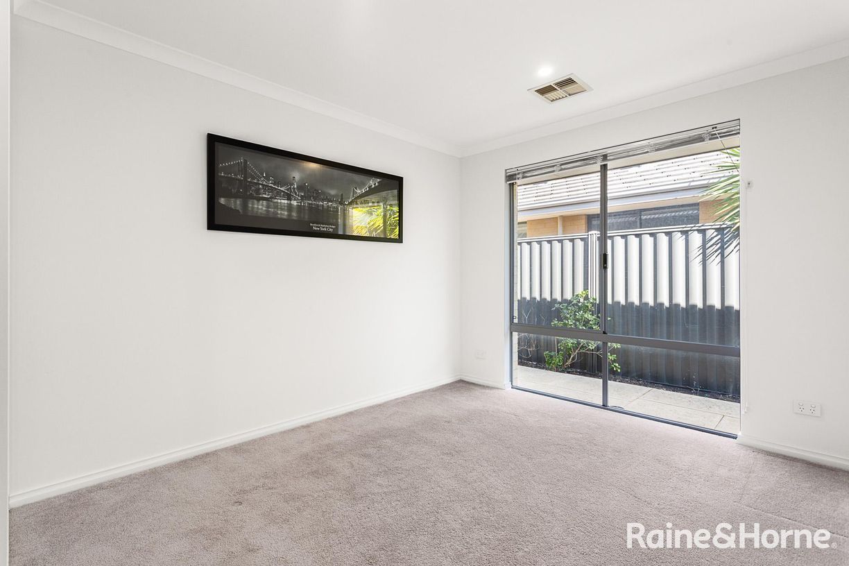 19 Torrigiani Street — photo 29 of 30