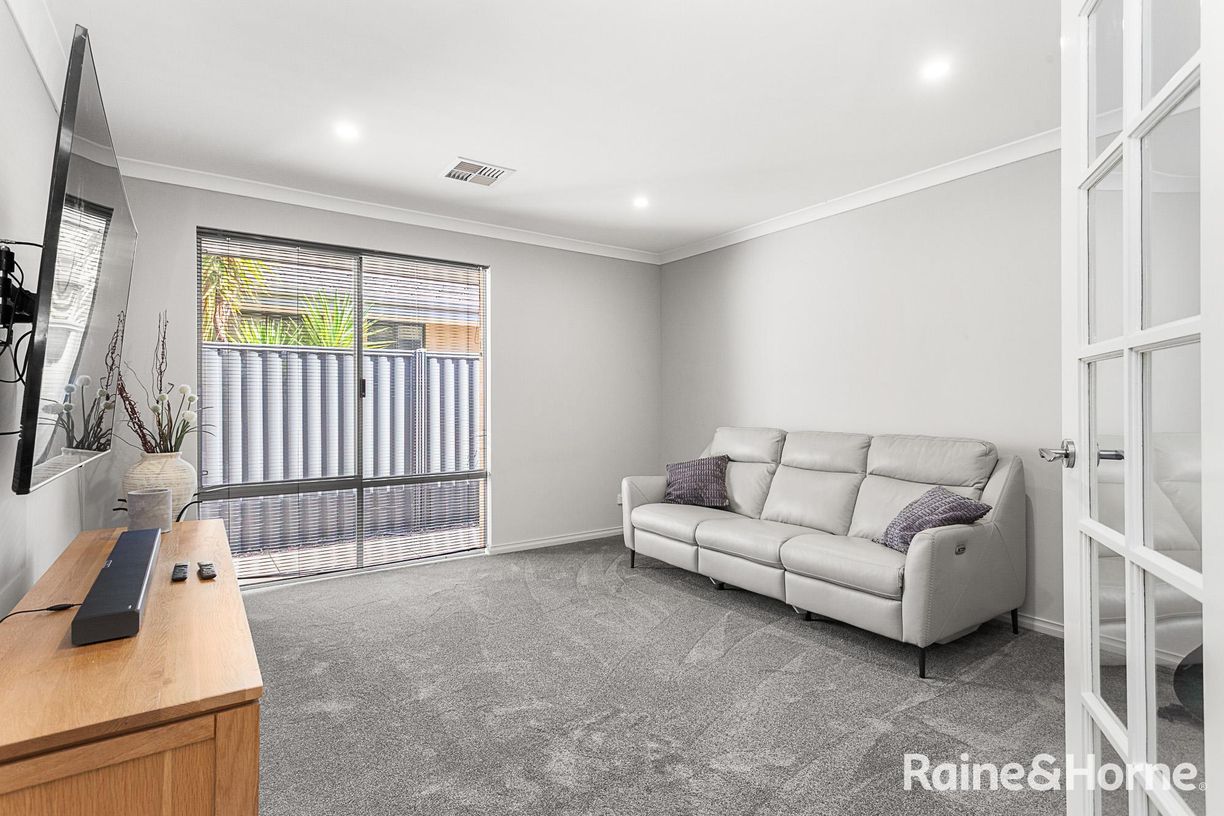 19 Torrigiani Street — photo 19 of 30