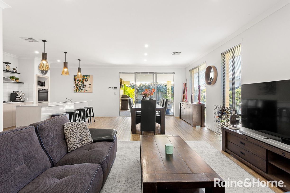 19 Torrigiani Street — photo 17 of 30