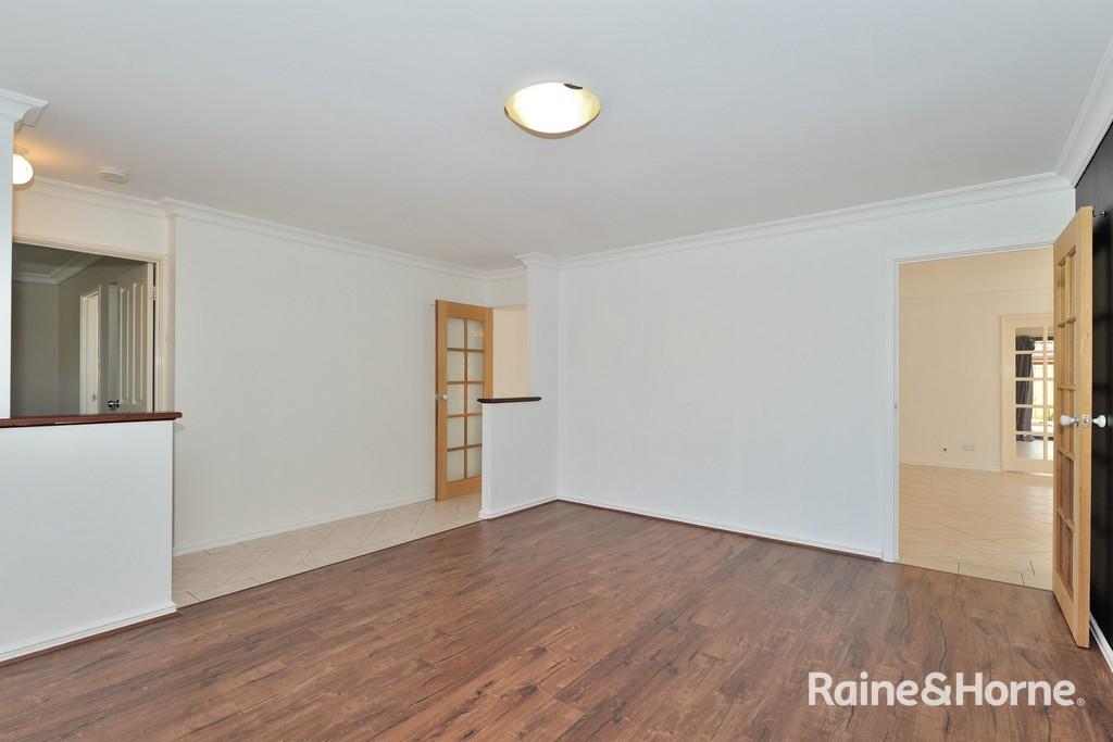 3 Arreton Way — photo 4 of 18